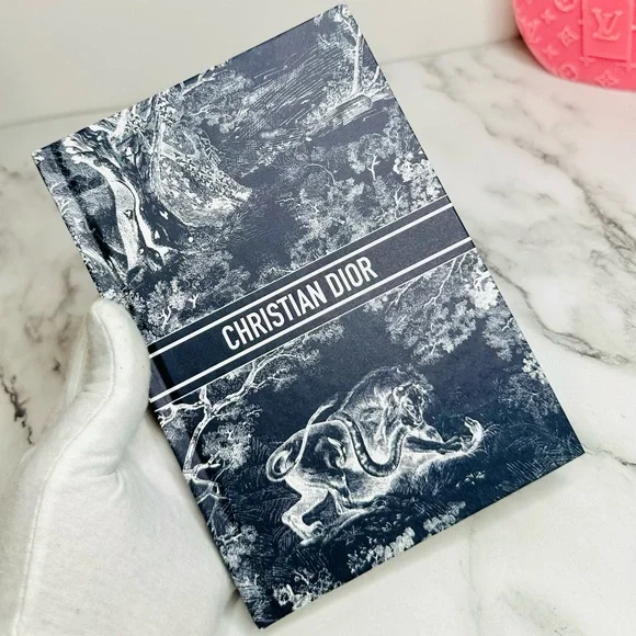 NEW! Christian Dior Blue & White Toile de Jouy Motif Unlined Notebook - Picture 4 of 14